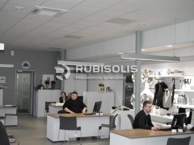 AUTOSALONO, BIURO ŠILDYMAS KAUNE 