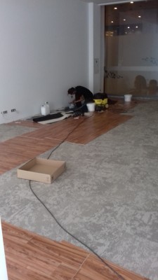 BIURO PATALPŲ ŠILDYMAS (GRINDINIS ŠILDYMAS)