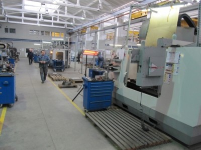 GAMYBOS CECHO DARBO ZONŲ ŠILDYMAS