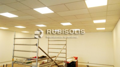 GAMYBOS CECHO ŠILDYMAS PLOKŠTĖMIS