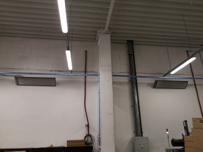 GAMYBOS CECHO ŠILDYMAS SPINDULINIAIS ŠILDYTUVAIS