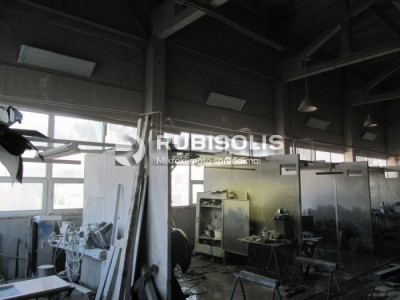 GAMYBOS CECHO ŠILDYMAS SPINDULINIAIS ŠILDYTUVAIS