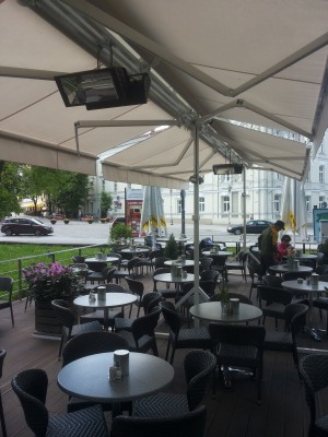 KAVINĖS „LA CREPE“  PRIE VALDOVŲ RŪMŲ ŠILDYMAS