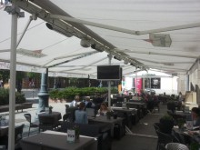 Kavinės "La Crepe" Gedimino pr. Vilniuje terasos šildymas