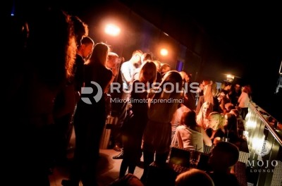 KOKTEILIŲ BARO MOJO LOUNGE TERASOS ŠILDYMAS KAUNE (ŠILDYTUVAI HELIOSA HI DESIGN)