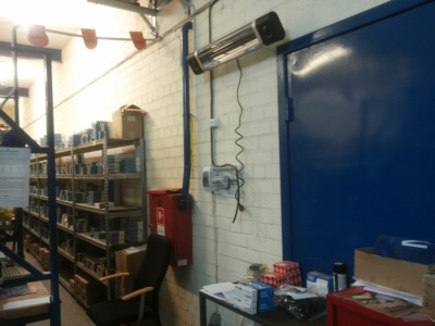 SANDĖLIO PAGRINDINĖS DARBO ZONOS ŠILDYMAS