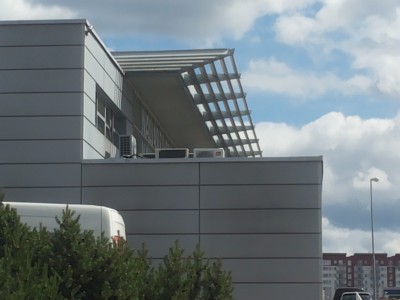 ŠILDYMAS-KONDICIONAVIMAS AUTOMOBILIŲ SALONE