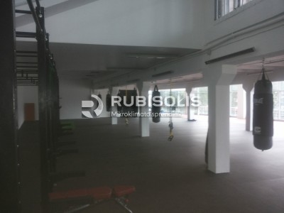 SPORTO SALĖS ŠILDYMAS TENINIAIS ŠILDYTUVAIS