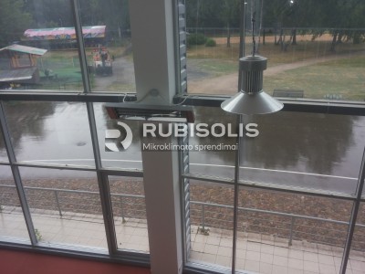 SPORTO SALĖS ŠILDYMAS TENINIAIS ŠILDYTUVAIS